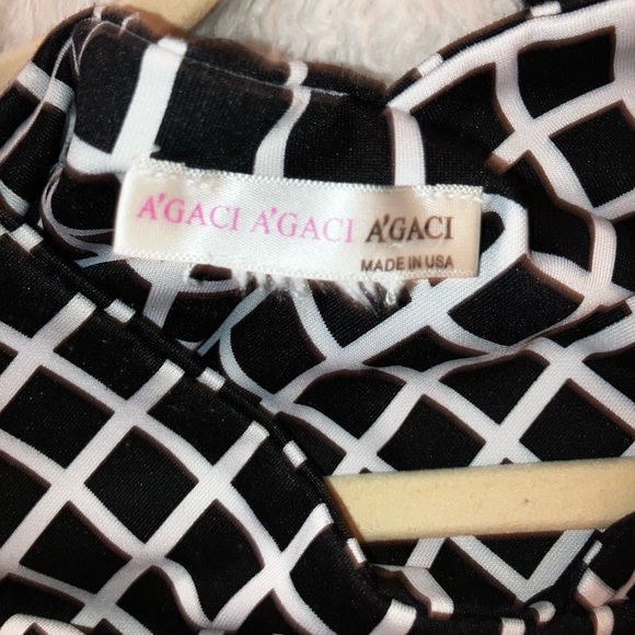 Agaci’ Agaci’ Halter Top - Picture 2 of 3